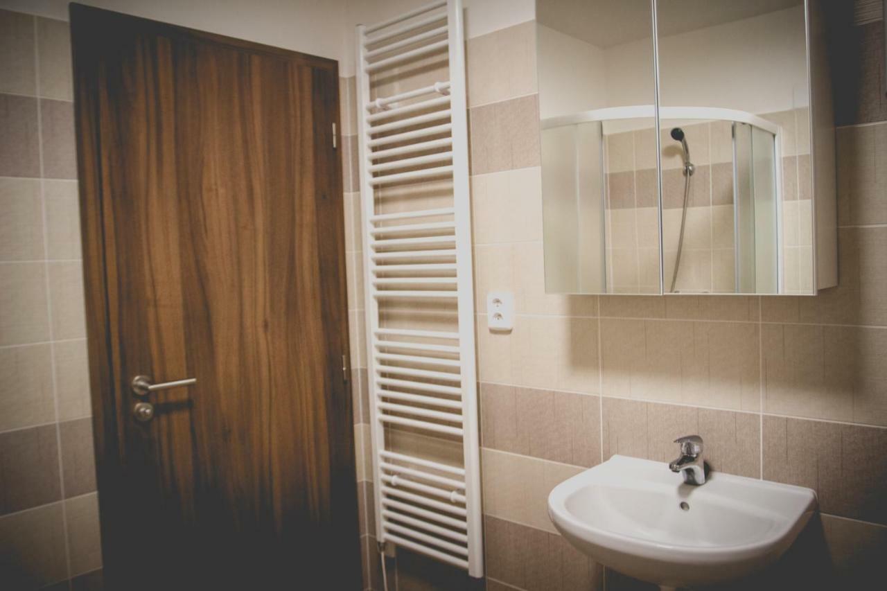 Apartman Rezidence Mikulov Extérieur photo