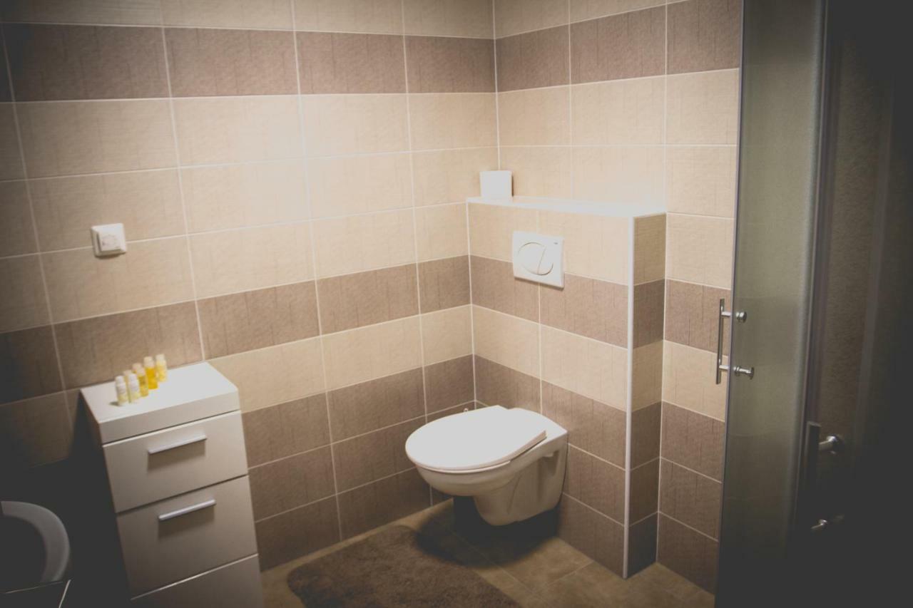 Apartman Rezidence Mikulov Extérieur photo